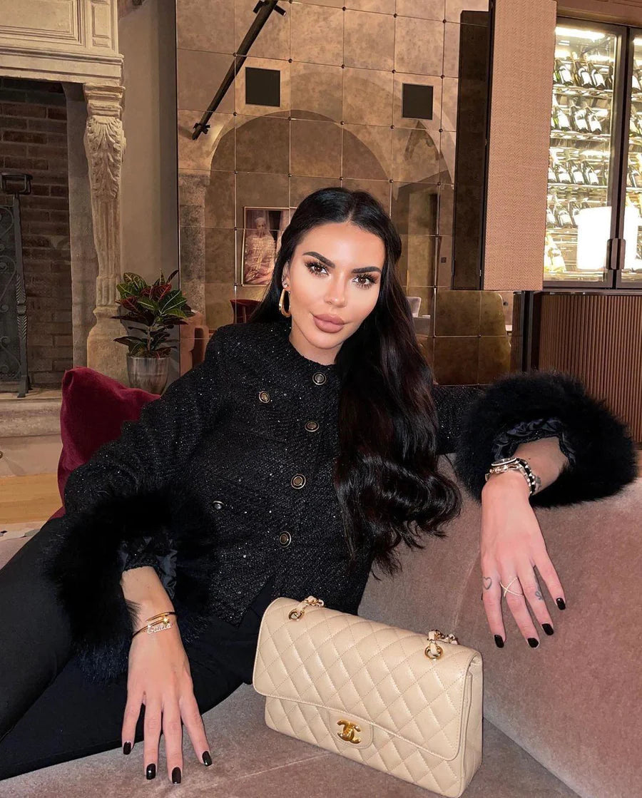 Tweed Blazer in black with faux fur