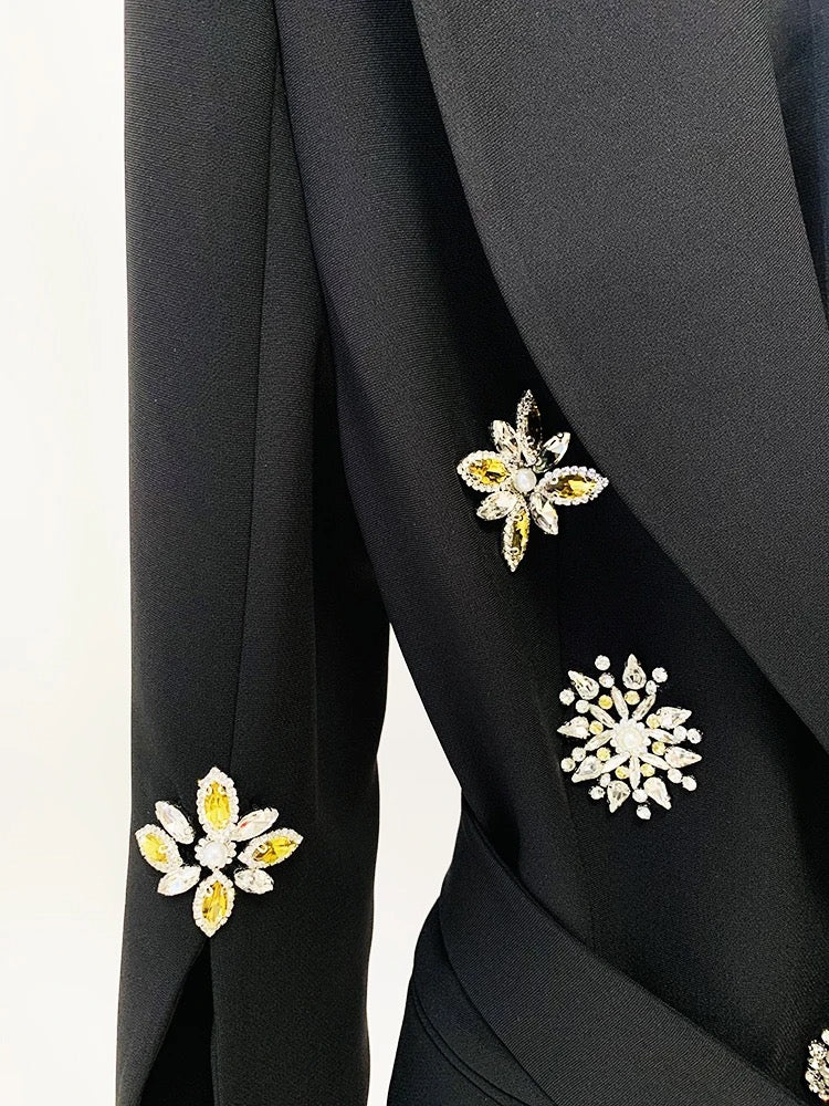 BLAZER CON CINTURA CON DIAMANTI SWAROVSKI