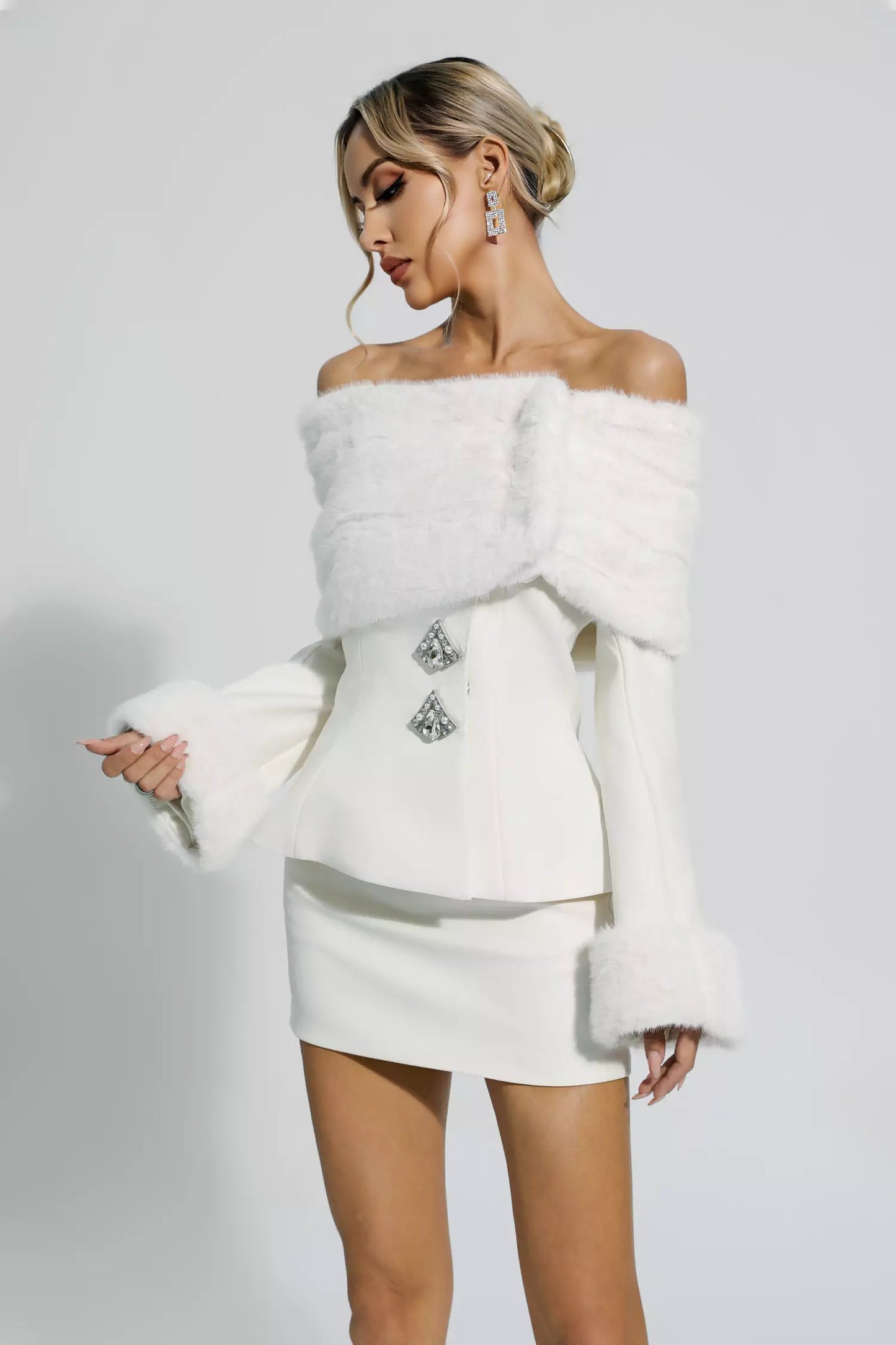 Julia Two Pieces Fur Set in White