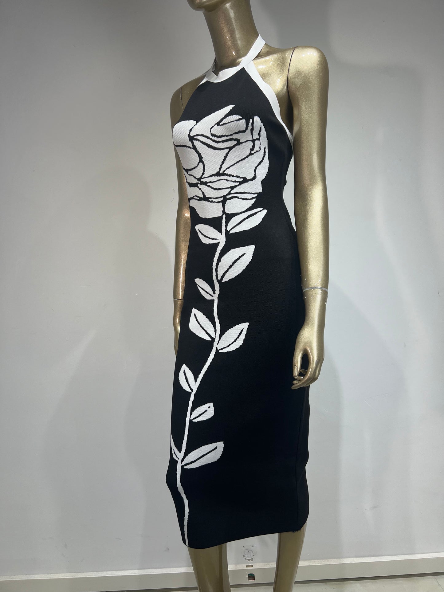 Nour Midi Black Dress