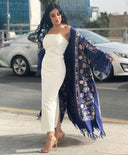 Abaya de lana bordada en azul
