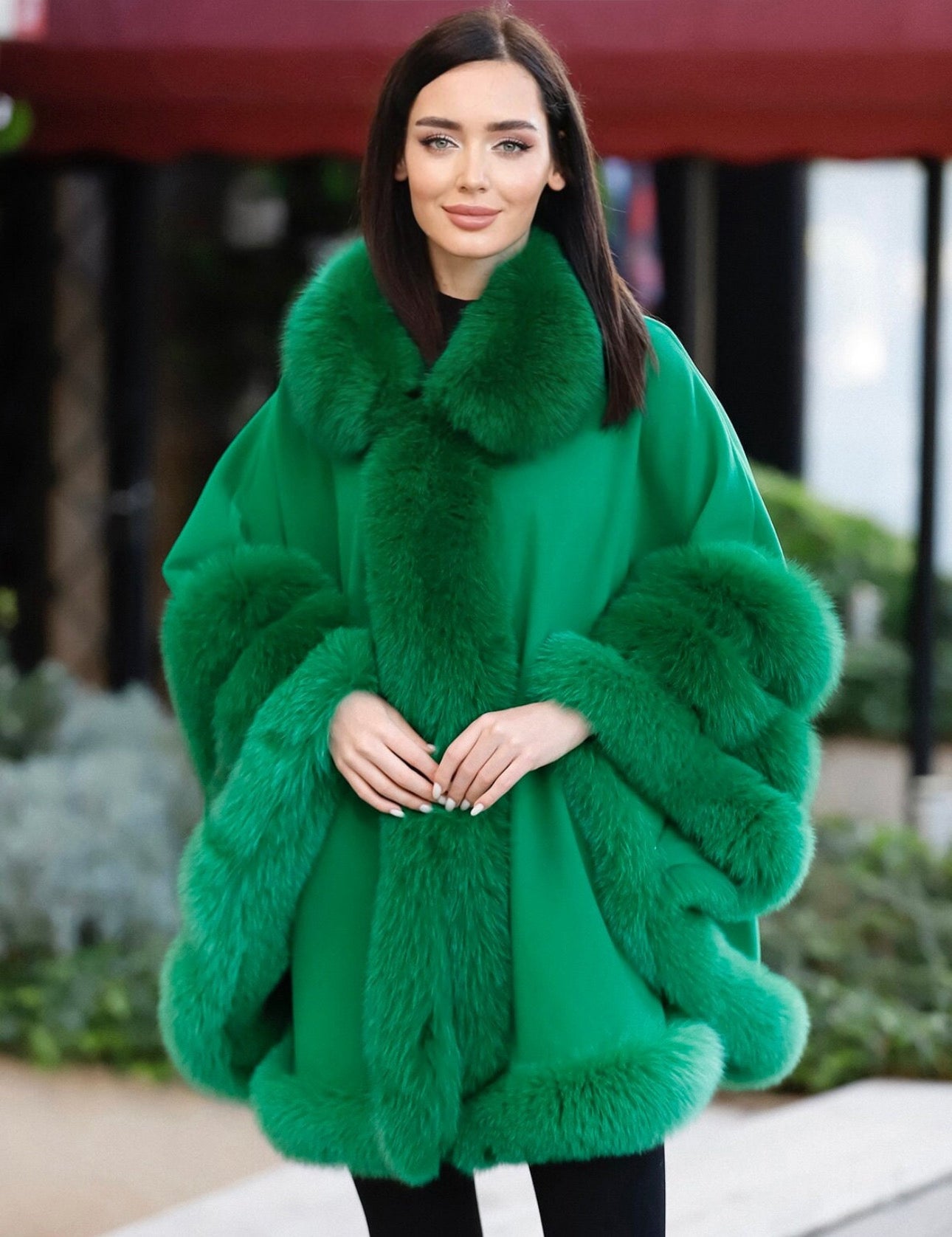 FOX FUR CASHMERE PONCHO IN GREEN