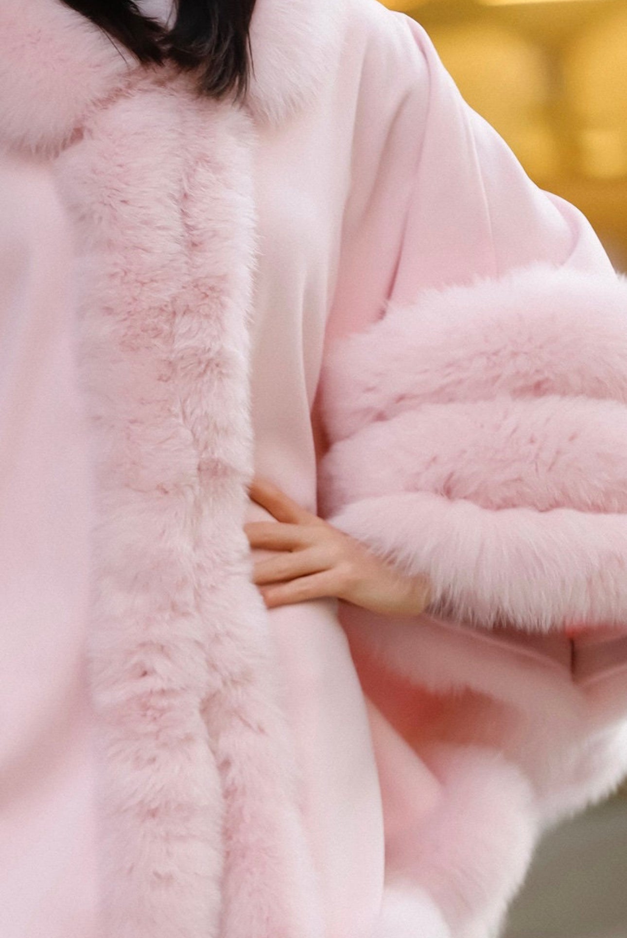 FOX FUR CASHMERE PONCHO IN PINK