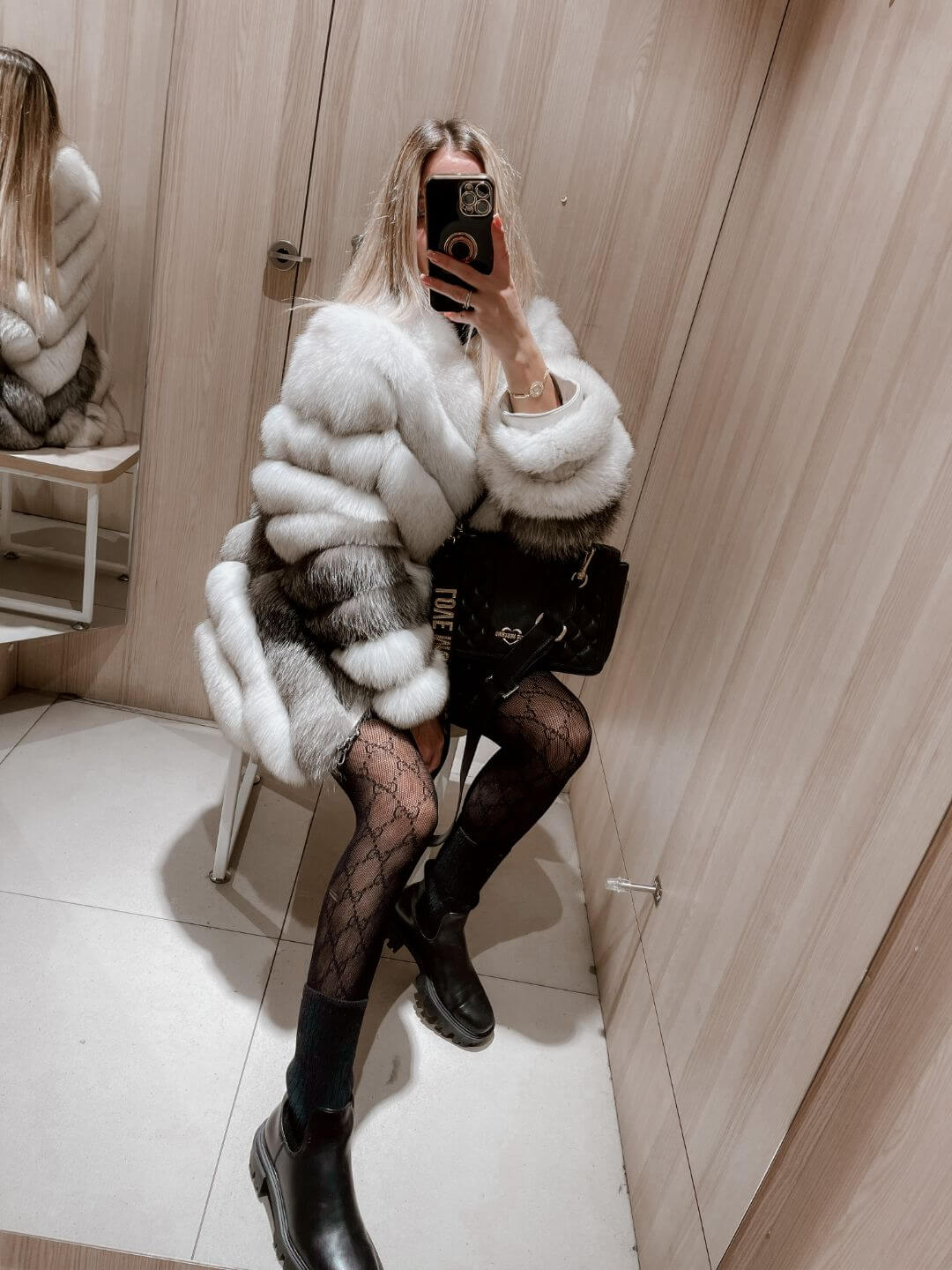 CHARMING WHITE FOX FUR GENUINE LEATHER JACKET