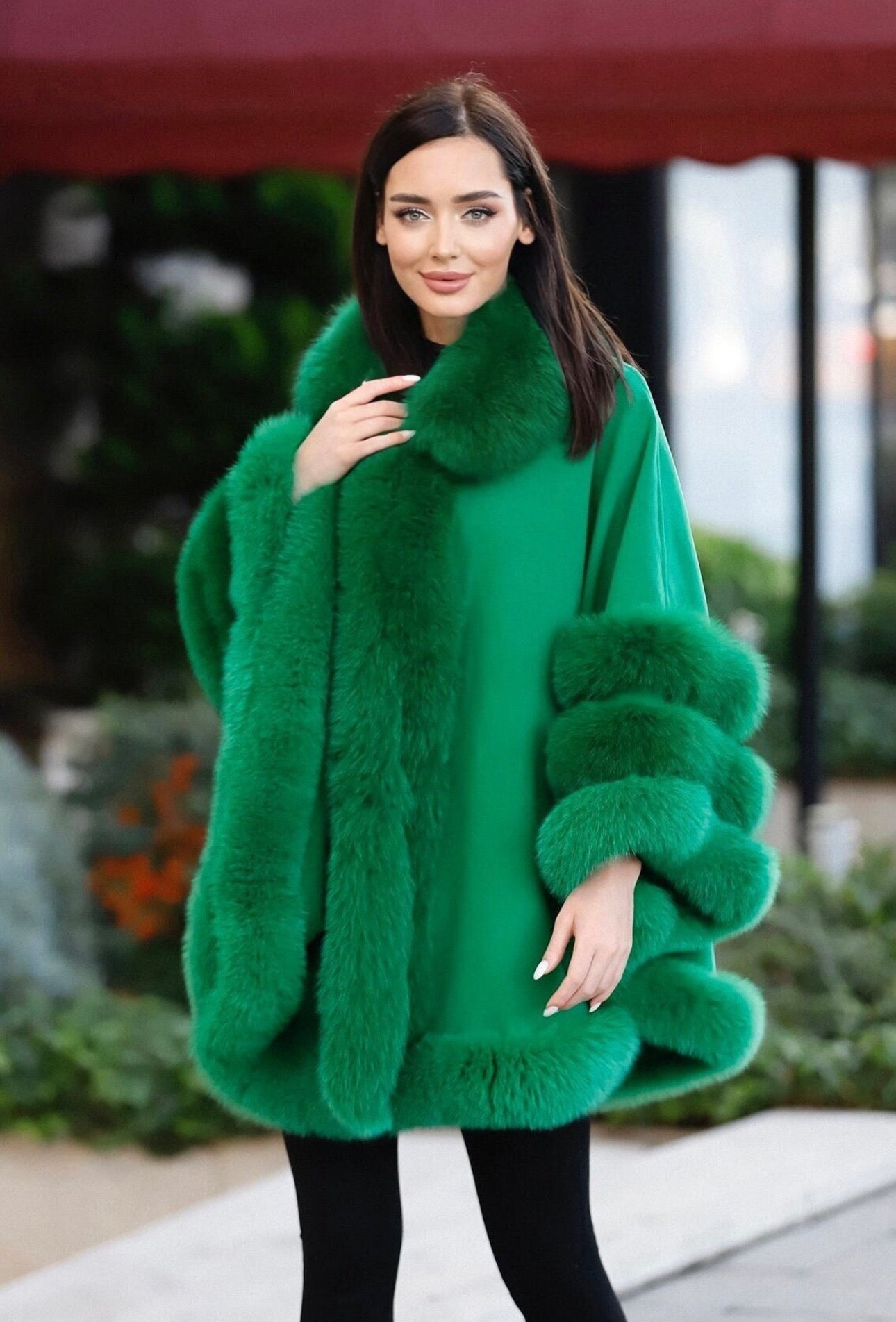 FOX FUR CASHMERE PONCHO IN GREEN