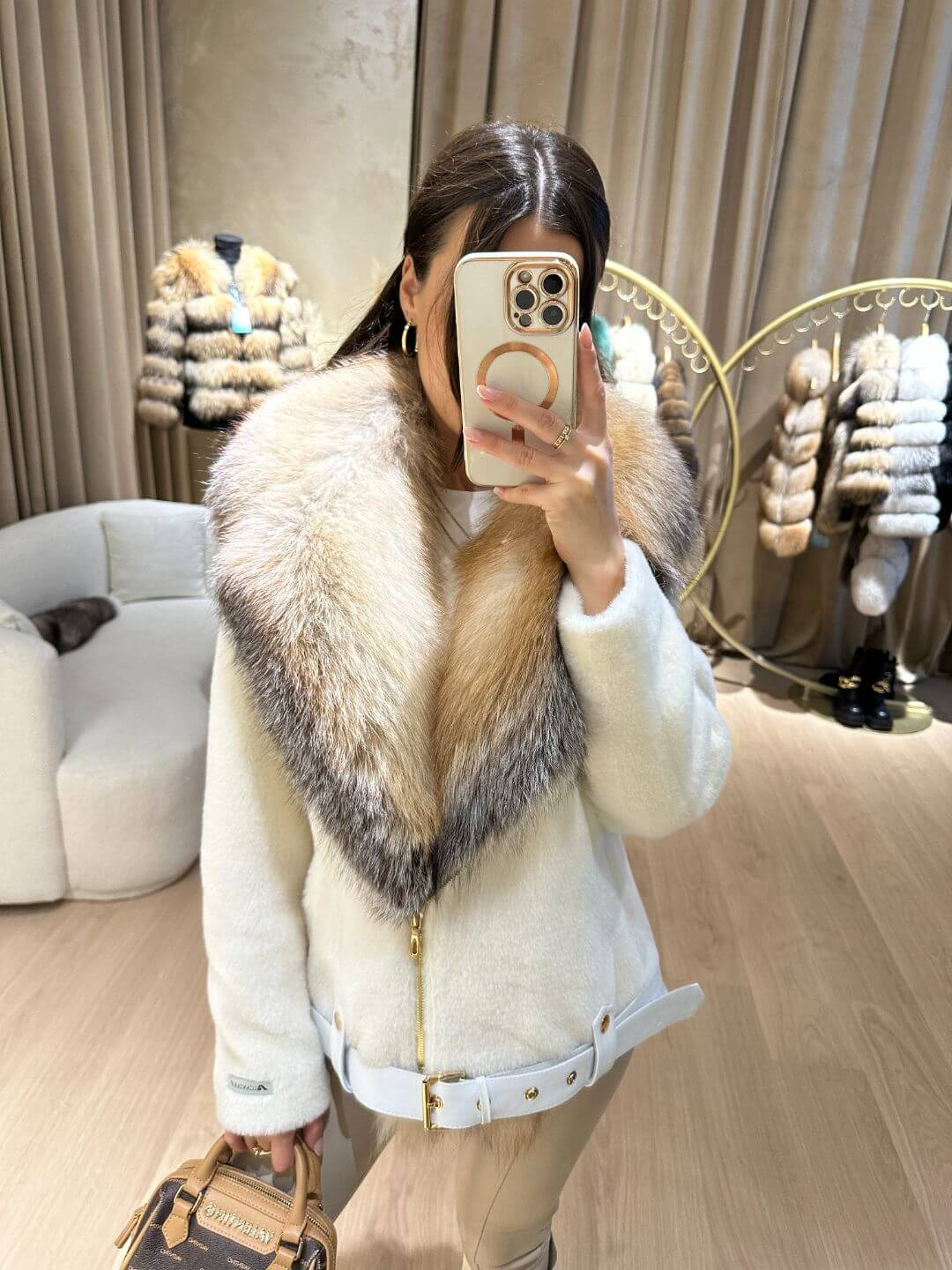 VANILLA ALKANTARA & FOX FUR COAT