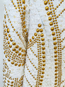 BLAZER CRUZADO DE TWEED BLANCO CON DECORACIONES 