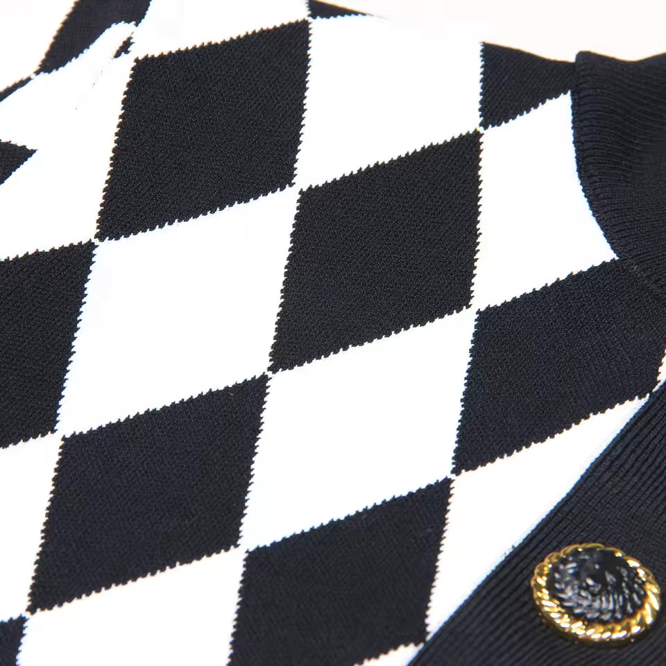 Checkered Button Front Round Neck Knitted Vest Top