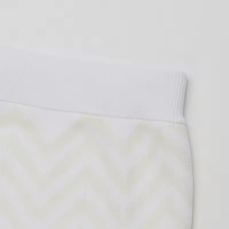 Wavy Knit Two-Piece Set – Sleeveless Tank Top and Wide-Leg Pants