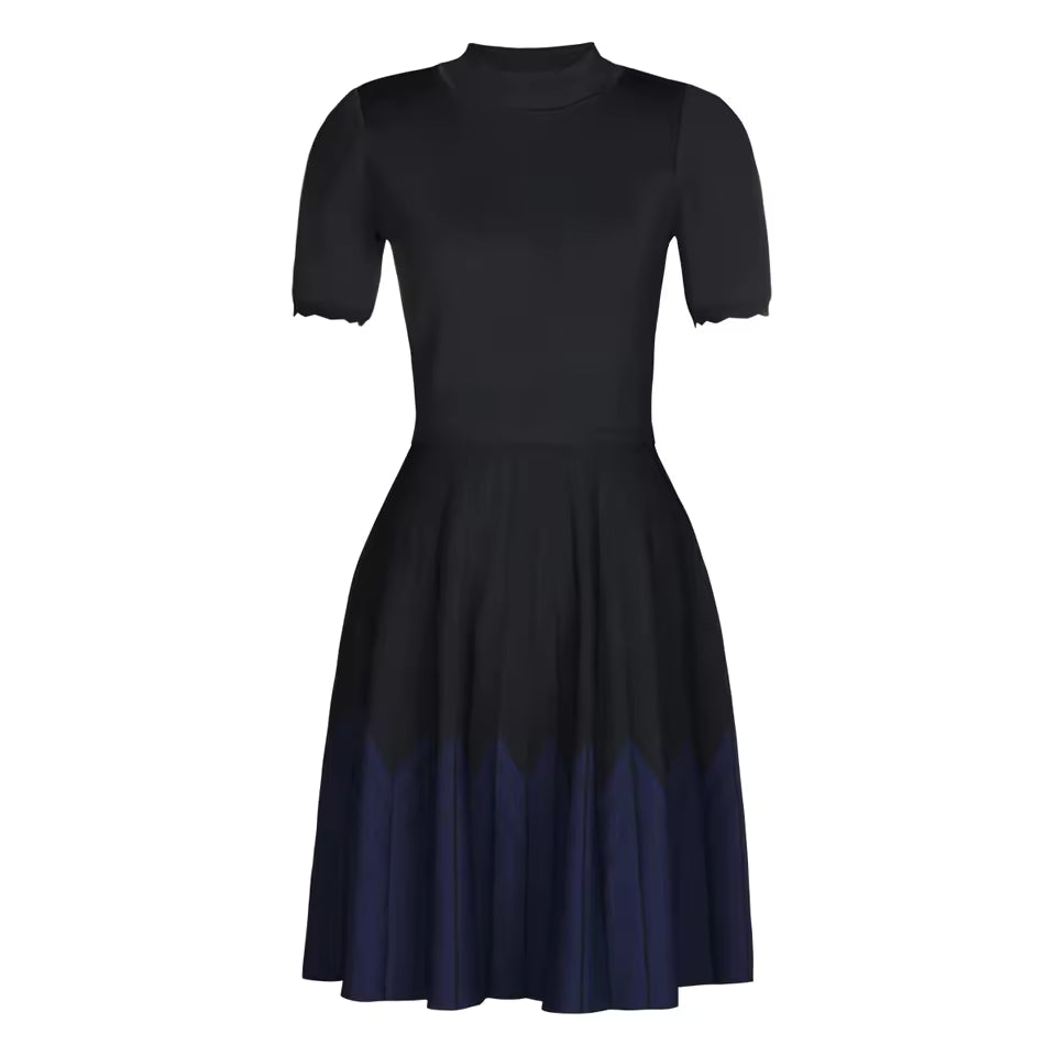 Knitted Round Neck Slim A-Line Dress – Elegant Everyday Fashion
