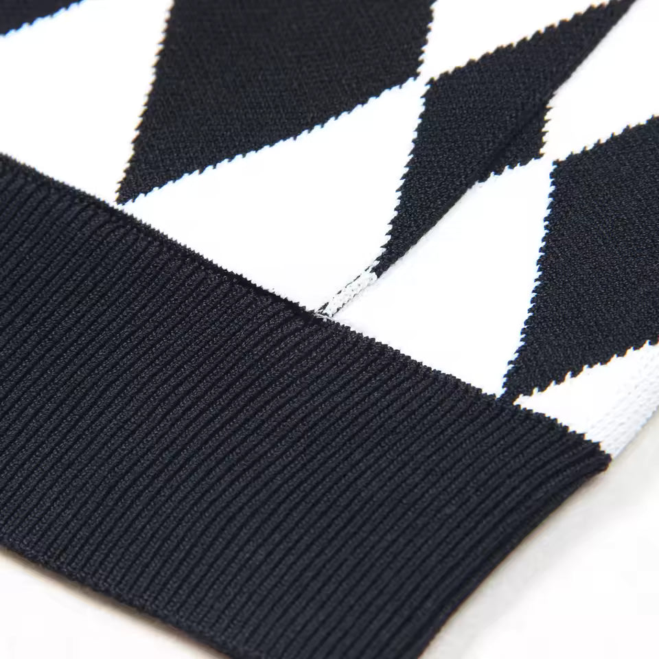 Checkered Button Front Round Neck Knitted Vest Top