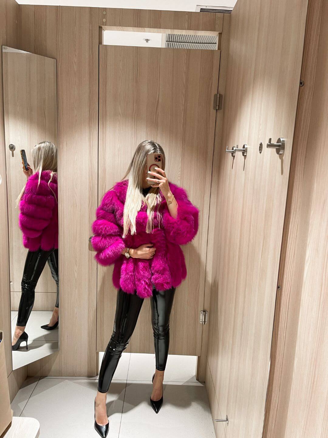 PINKY PROMISE FOX FUR GENIUNE LEATHER JACKET